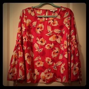 Floral print blouse